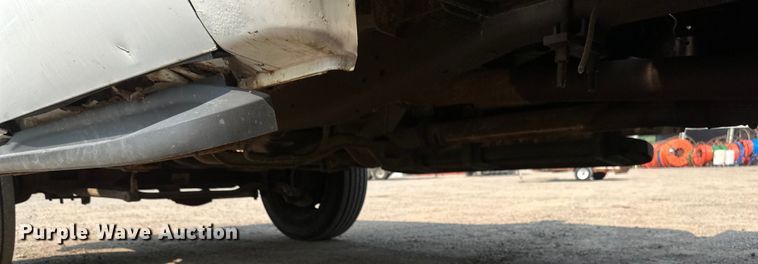 image for item EB2814 1999 Ford F550 utility / service truck