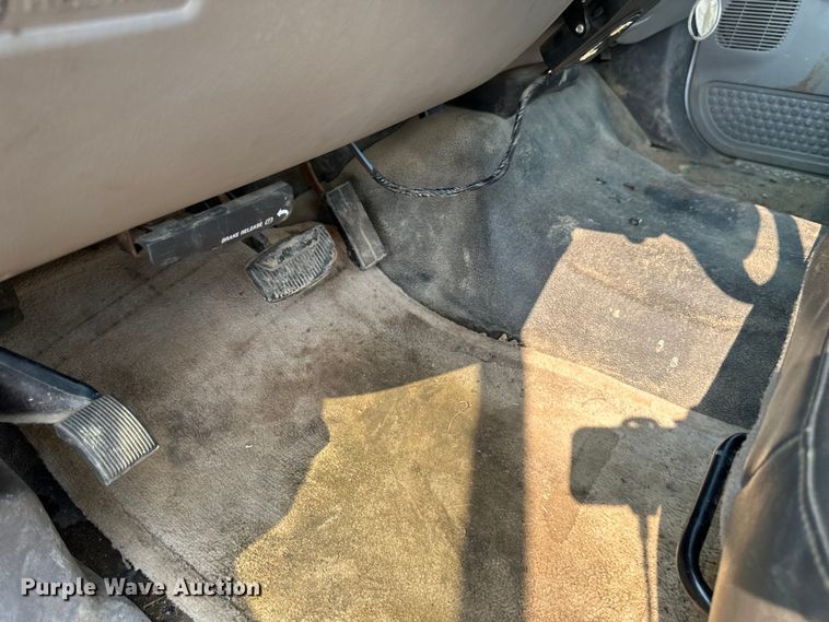 image for item EB2814 1999 Ford F550 utility / service truck