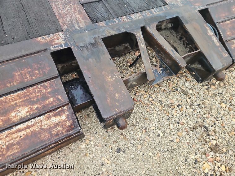 image for item EB8483 2012 Trail King Industries TK70HG-492 lowboy equipment trailer