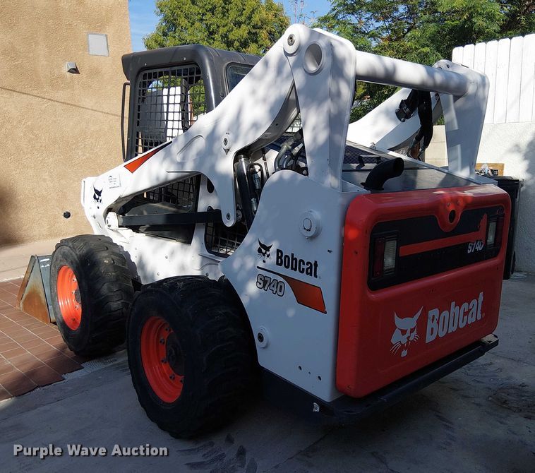 image for item EC1271 2021 Bobcat S740 skid steer loader