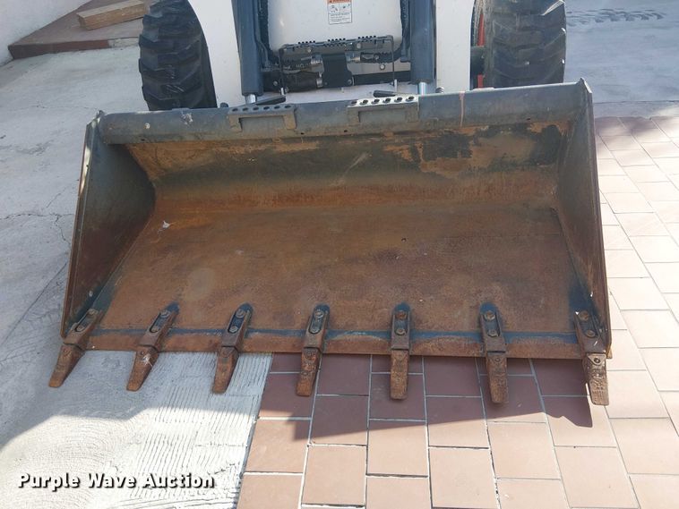 image for item EC1271 2021 Bobcat S740 skid steer loader