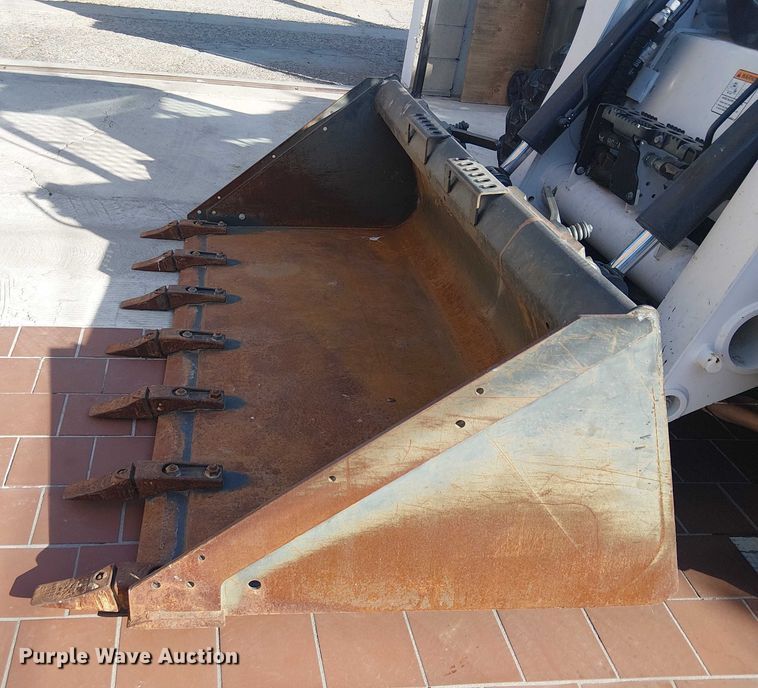 image for item EC1271 2021 Bobcat S740 skid steer loader