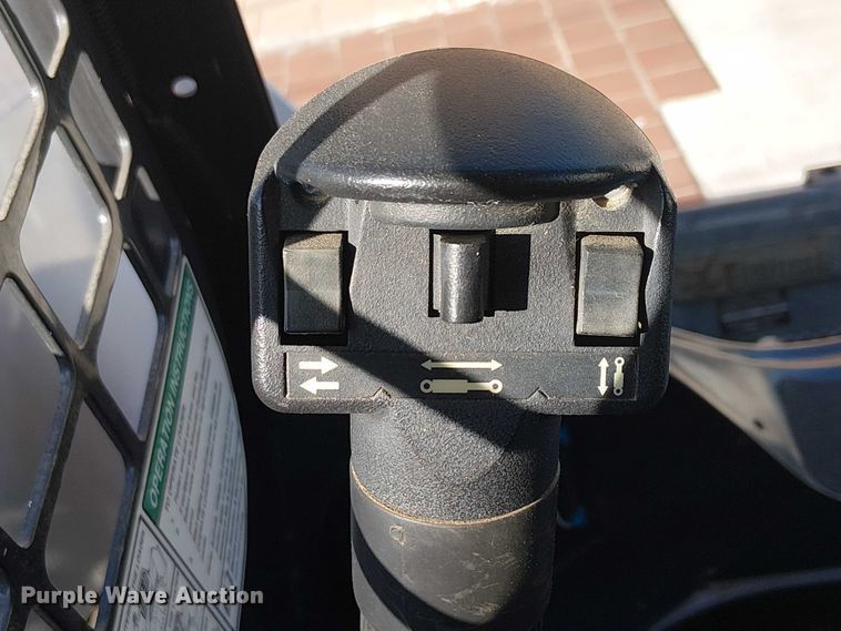 image for item EC1271 2021 Bobcat S740 skid steer loader