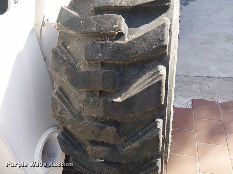 image for item EC1271 2021 Bobcat S740 skid steer loader