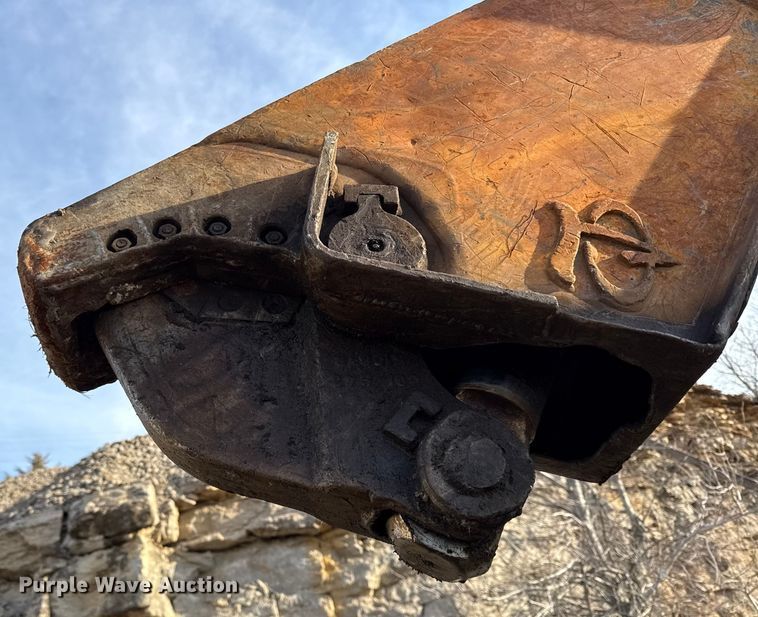 image for item EC4519 Labounty  excavator tree shear 