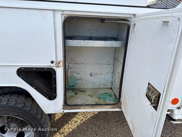 image for item EC4522 2016 RAM 5500 bucket truck