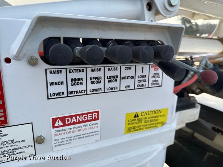 image for item EC4522 2016 RAM 5500 bucket truck