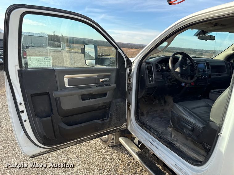 image for item EC4522 2016 RAM 5500 bucket truck