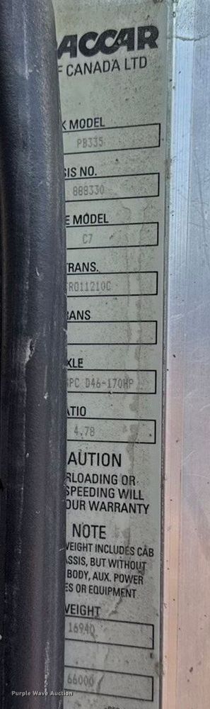 image for item EC4532 2006 Peterbilt 335 water truck