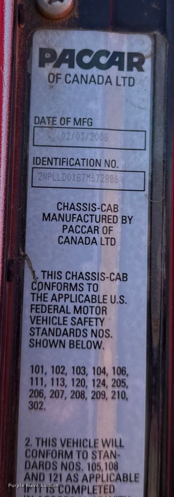 image for item EC4533 2007 Peterbilt 335 water truck