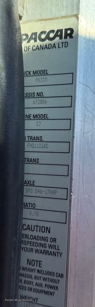 image for item EC4533 2007 Peterbilt 335 water truck