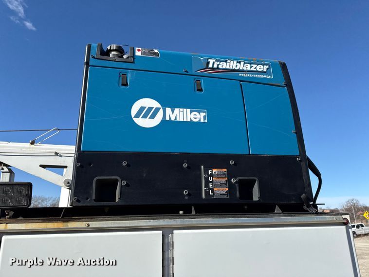 image for item EC4536 2015 RAM 5500 utility / service truck