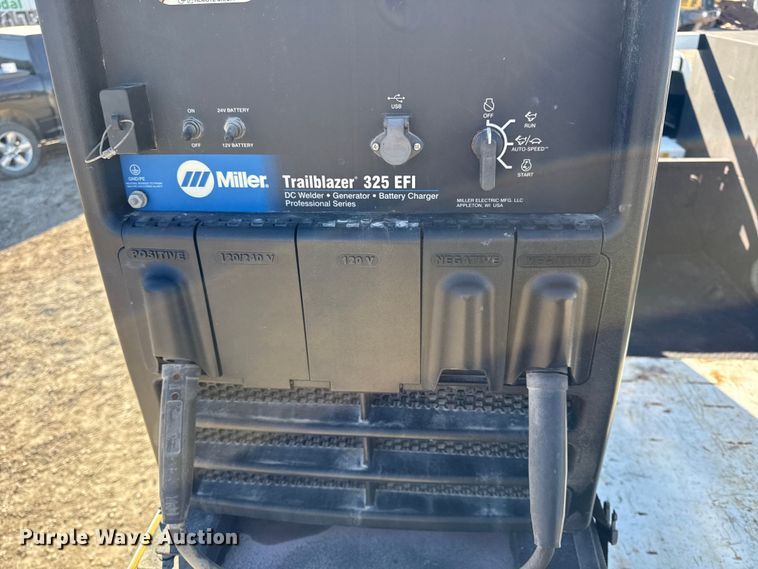 image for item EC4536 2015 RAM 5500 utility / service truck