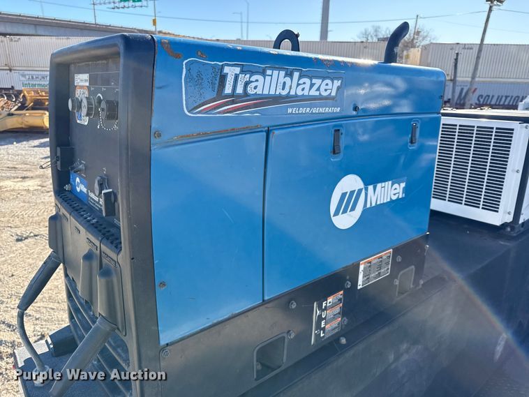 image for item EC4536 2015 RAM 5500 utility / service truck