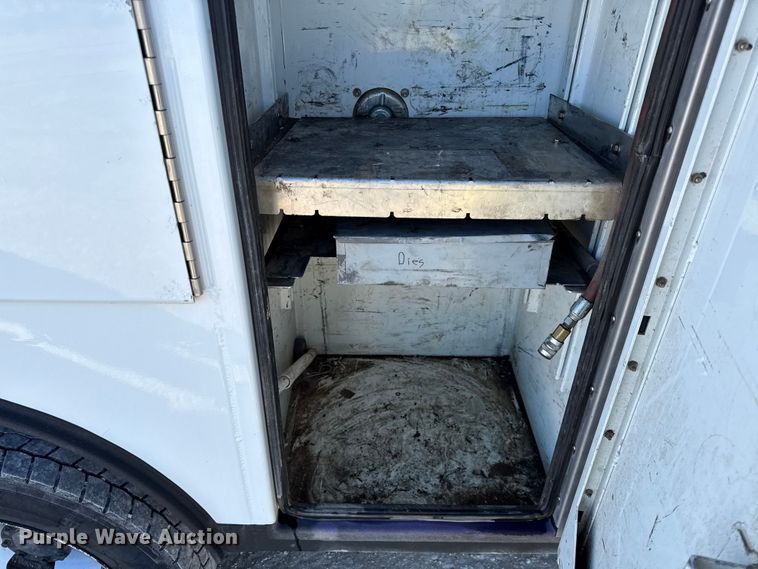 image for item EC4536 2015 RAM 5500 utility / service truck