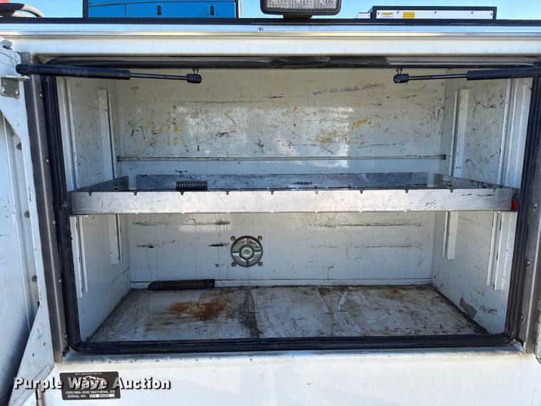 image for item EC4536 2015 RAM 5500 utility / service truck