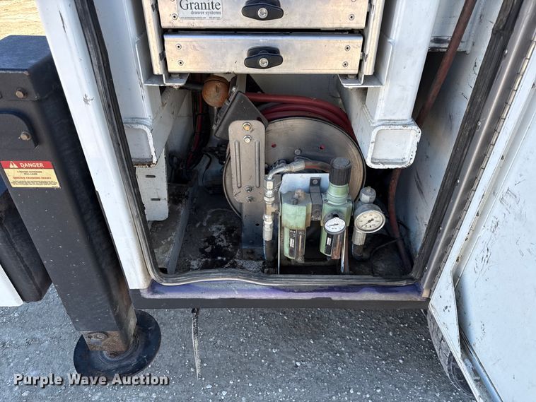 image for item EC4536 2015 RAM 5500 utility / service truck