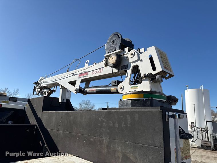 image for item EC4536 2015 RAM 5500 utility / service truck