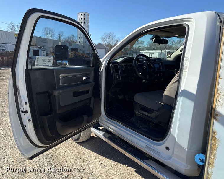 image for item EC4536 2015 RAM 5500 utility / service truck