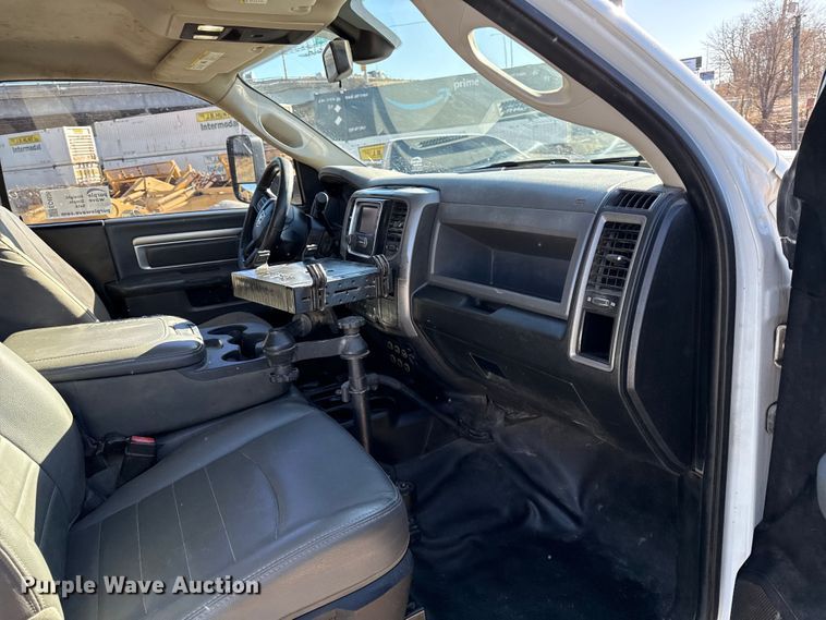 image for item EC4536 2015 RAM 5500 utility / service truck