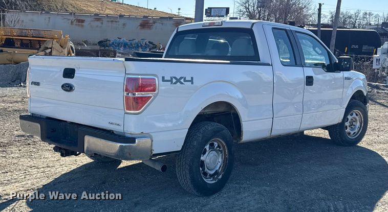 image for item EC4537 2013 Ford F150 Ext. Cab pickup truck