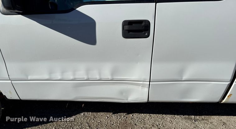 image for item EC4537 2013 Ford F150 Ext. Cab pickup truck