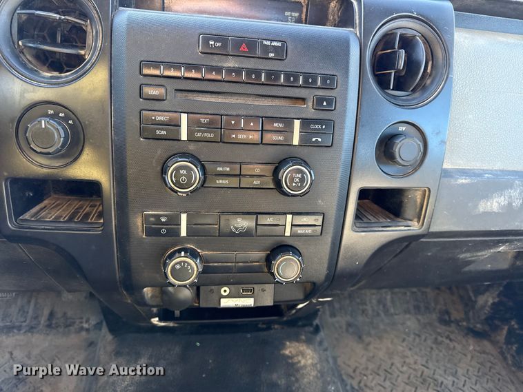 image for item EC4537 2013 Ford F150 Ext. Cab pickup truck