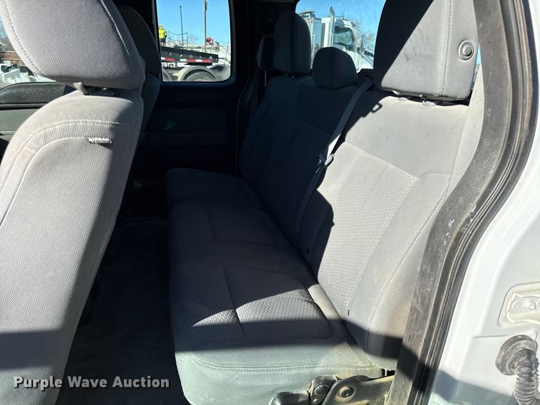 image for item EC4537 2013 Ford F150 Ext. Cab pickup truck