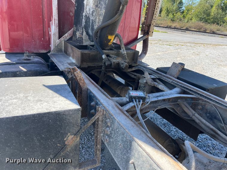 image for item ED2304 2000 International 4900 dump truck