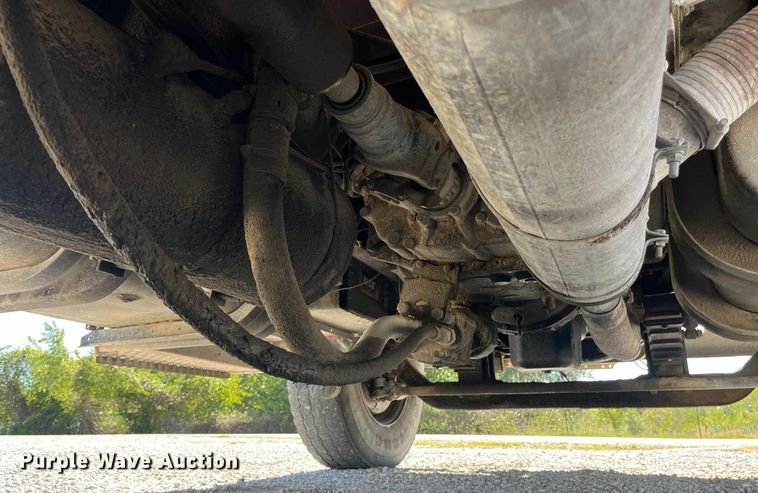 image for item ED2304 2000 International 4900 dump truck