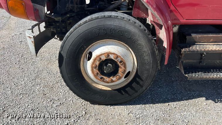 image for item ED2304 2000 International 4900 dump truck