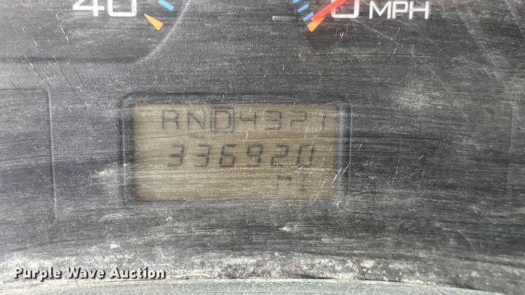 image for item ED2389 2003 International 4300 flatbed truck