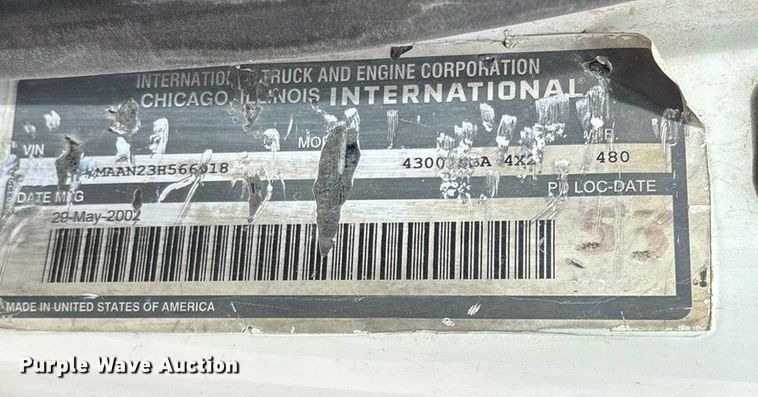 image for item ED2389 2003 International 4300 flatbed truck