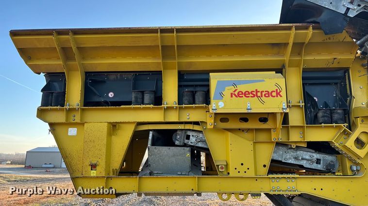 image for item ED2448 2017 Keestrack R6 impact crushing plant