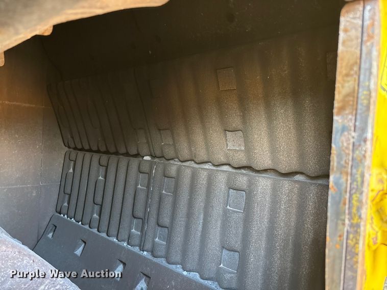 image for item ED2448 2017 Keestrack R6 impact crushing plant