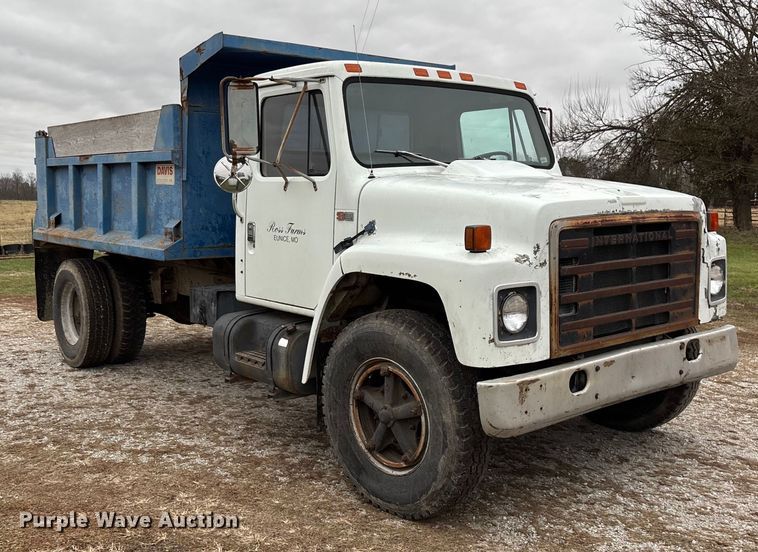 image for item ED2455 1986 International S1600 dump truck