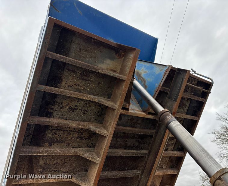 image for item ED2455 1986 International S1600 dump truck