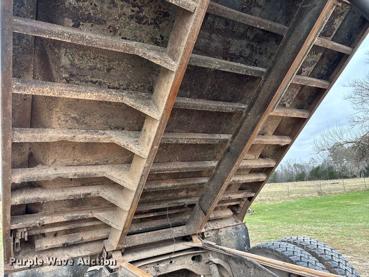 image for item ED2455 1986 International S1600 dump truck