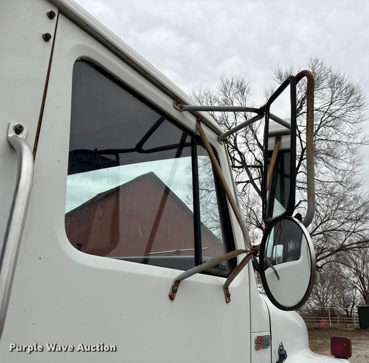 image for item ED2455 1986 International S1600 dump truck