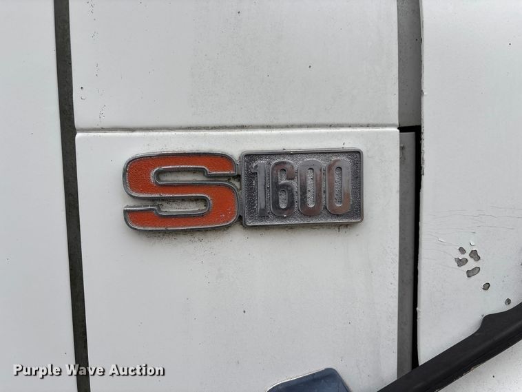 image for item ED2455 1986 International S1600 dump truck