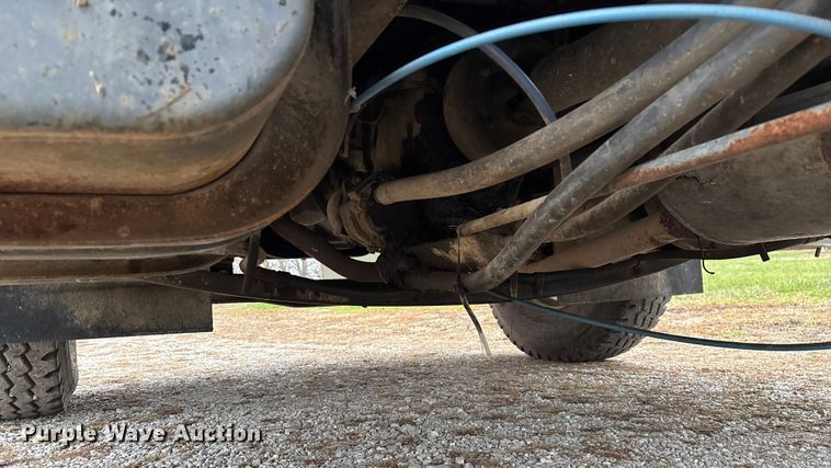 image for item ED2455 1986 International S1600 dump truck