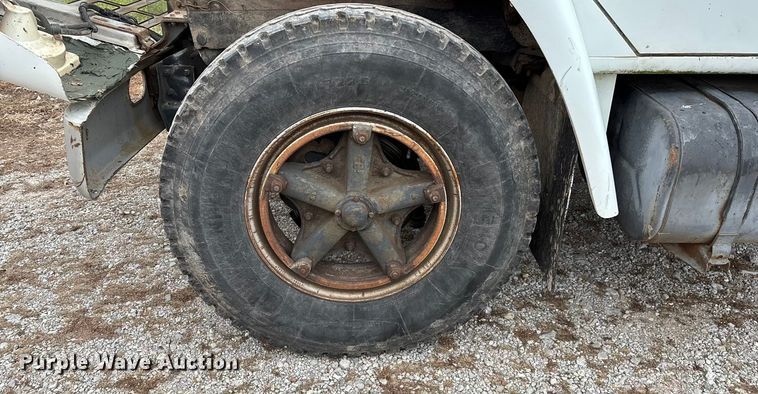 image for item ED2455 1986 International S1600 dump truck