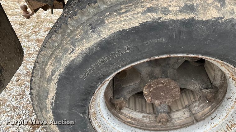 image for item ED2455 1986 International S1600 dump truck