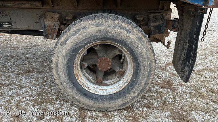 image for item ED2455 1986 International S1600 dump truck