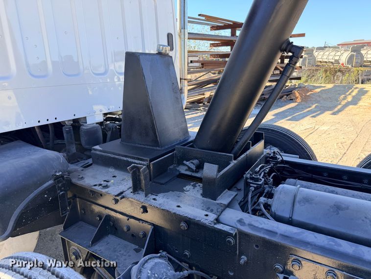 image for item ED5085 2017 Freightliner M2 dump truck