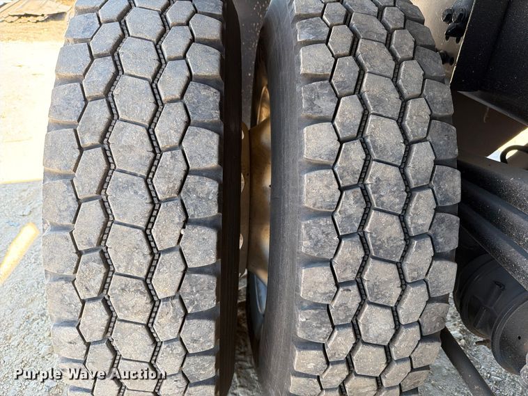 image for item ED5085 2017 Freightliner M2 dump truck