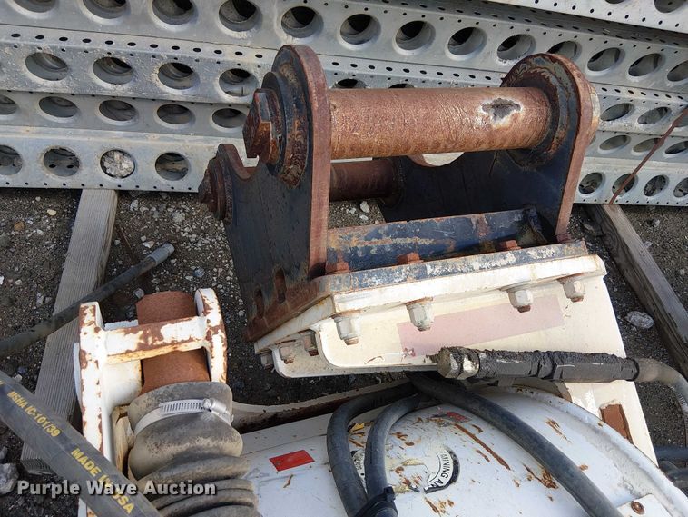 image for item EE4971 2015 Atraquip AQP-70 cold planer