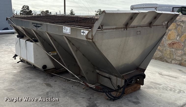 image for item EF6272 Truck attachments