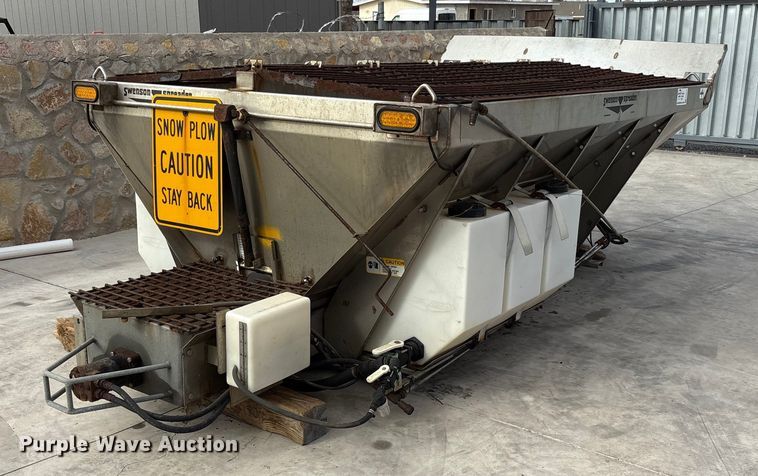 image for item EF6272 Truck attachments