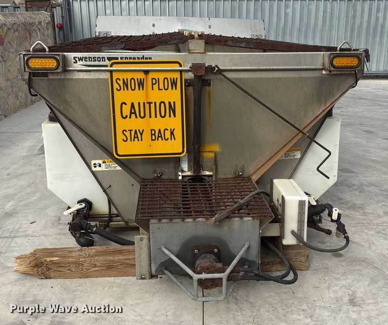 image for item EF6272 Truck attachments